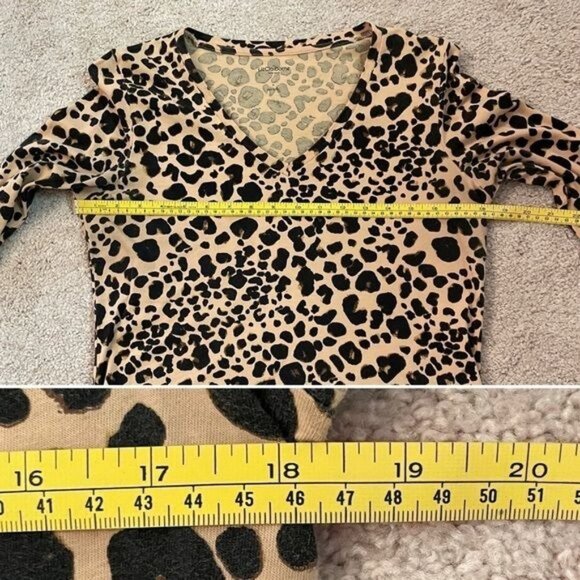 Liz Claiborne Womens size M Leopard Print Top V-Neck Long Sleeved Shirt Cotton - Picture 5 of 9